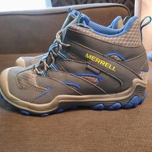 Merrell Big Kids' Mid Waterproof Hiking Boot Size 5M